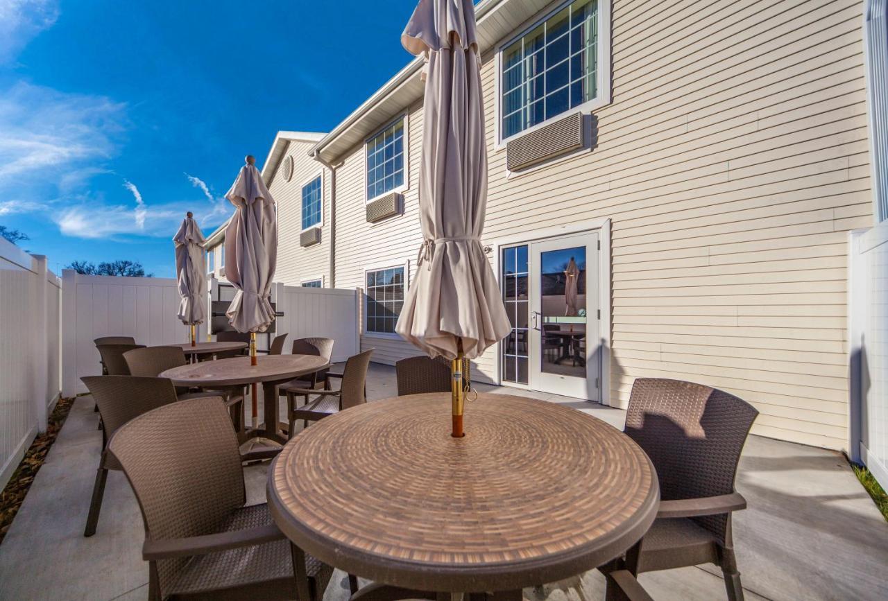 Cobblestone Inn & Suites - Holdrege Ngoại thất bức ảnh