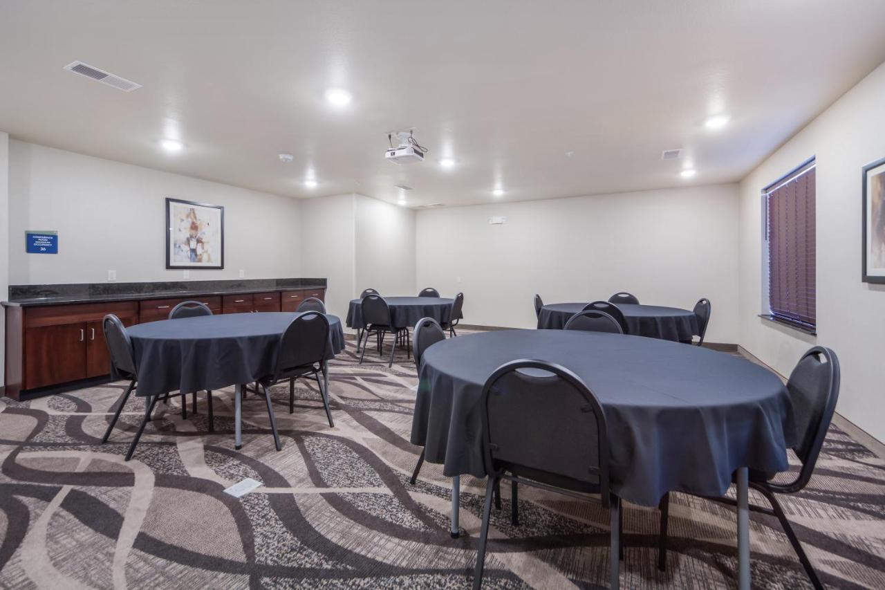 Cobblestone Inn & Suites - Holdrege Ngoại thất bức ảnh