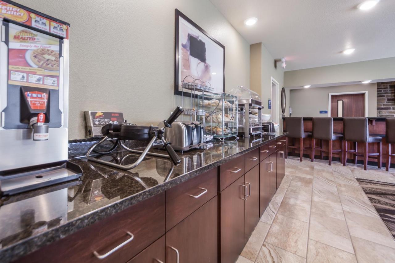 Cobblestone Inn & Suites - Holdrege Ngoại thất bức ảnh