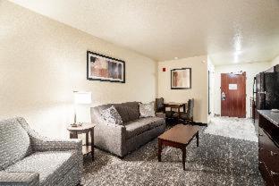 Cobblestone Inn & Suites - Holdrege Phòng bức ảnh